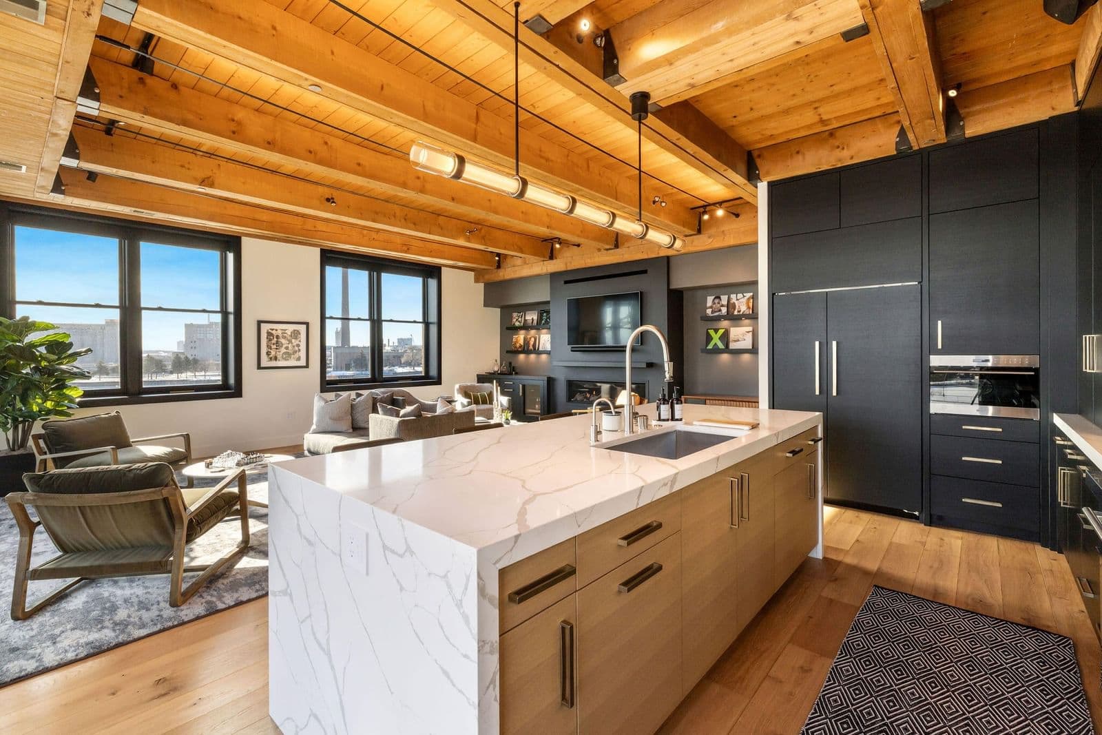 601 Erie, Milwaukee, WI
