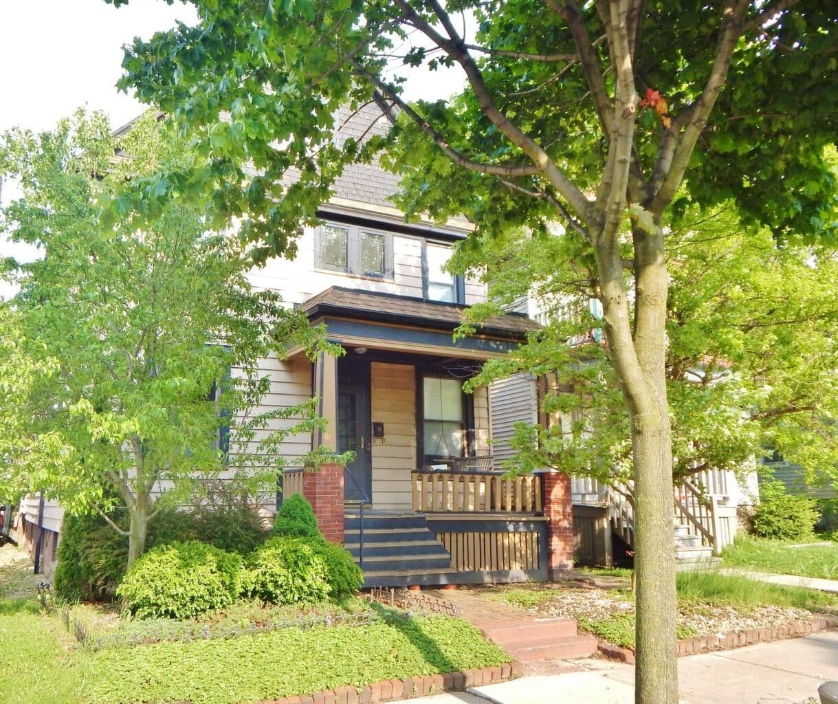 2736 OAKLAND