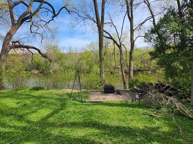 5684 River Forest, Glendale, WI