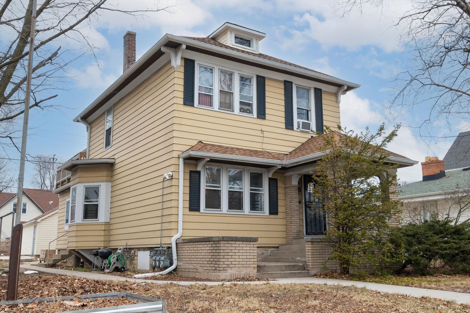 2715 Humboldt, Milwaukee, WI