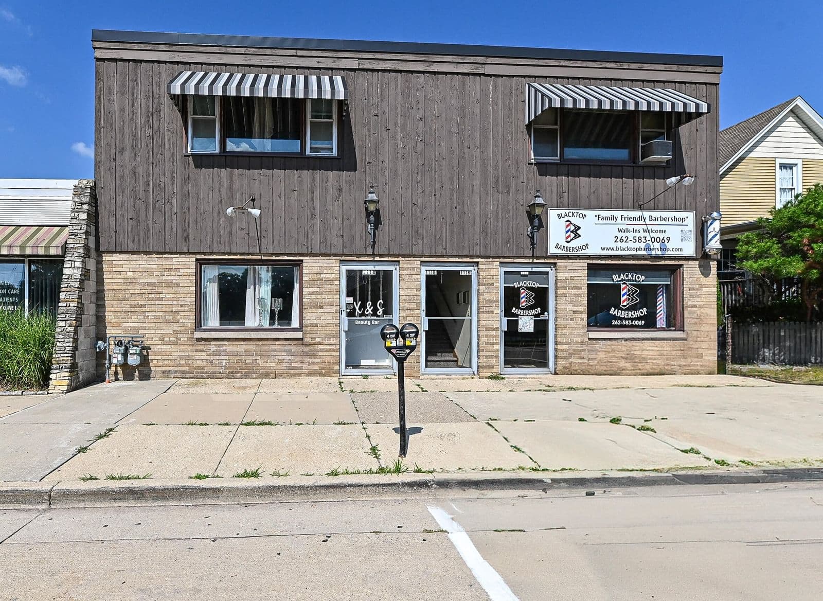 1116 Grove