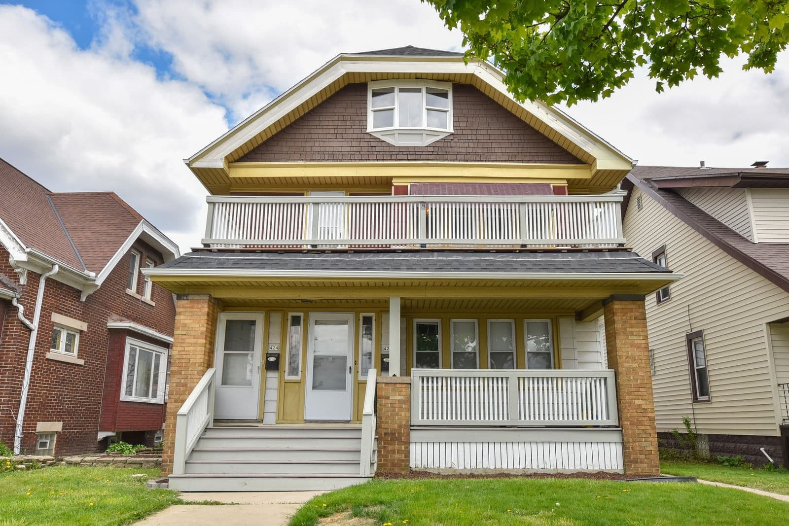 422 Harrison, Milwaukee, WI