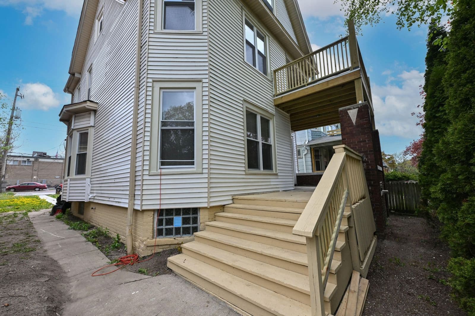 2825 Juneau