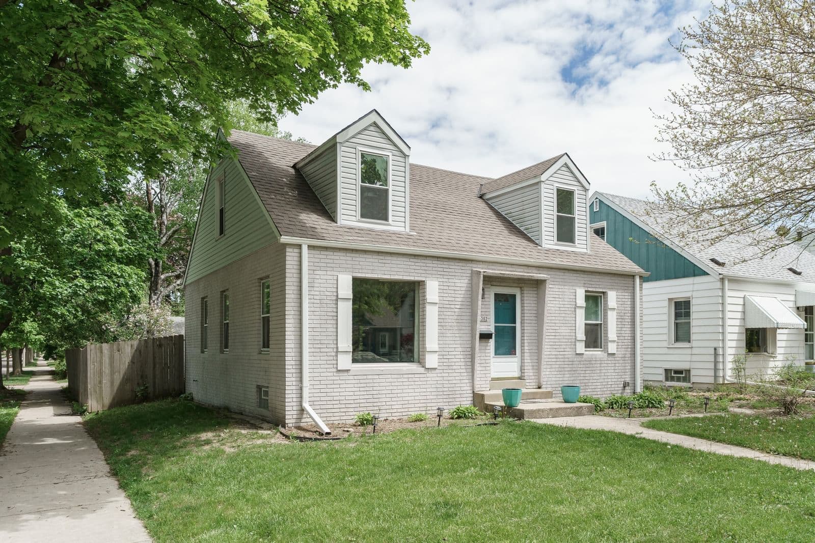 3302 Adams, Milwaukee, WI