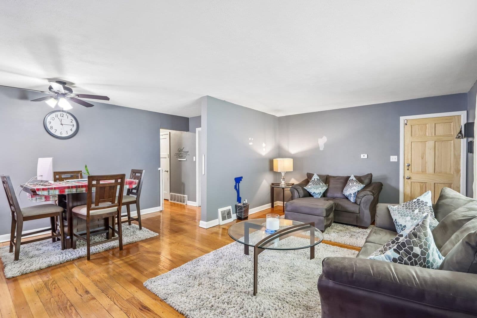 Photo 4 of 2660 63rd