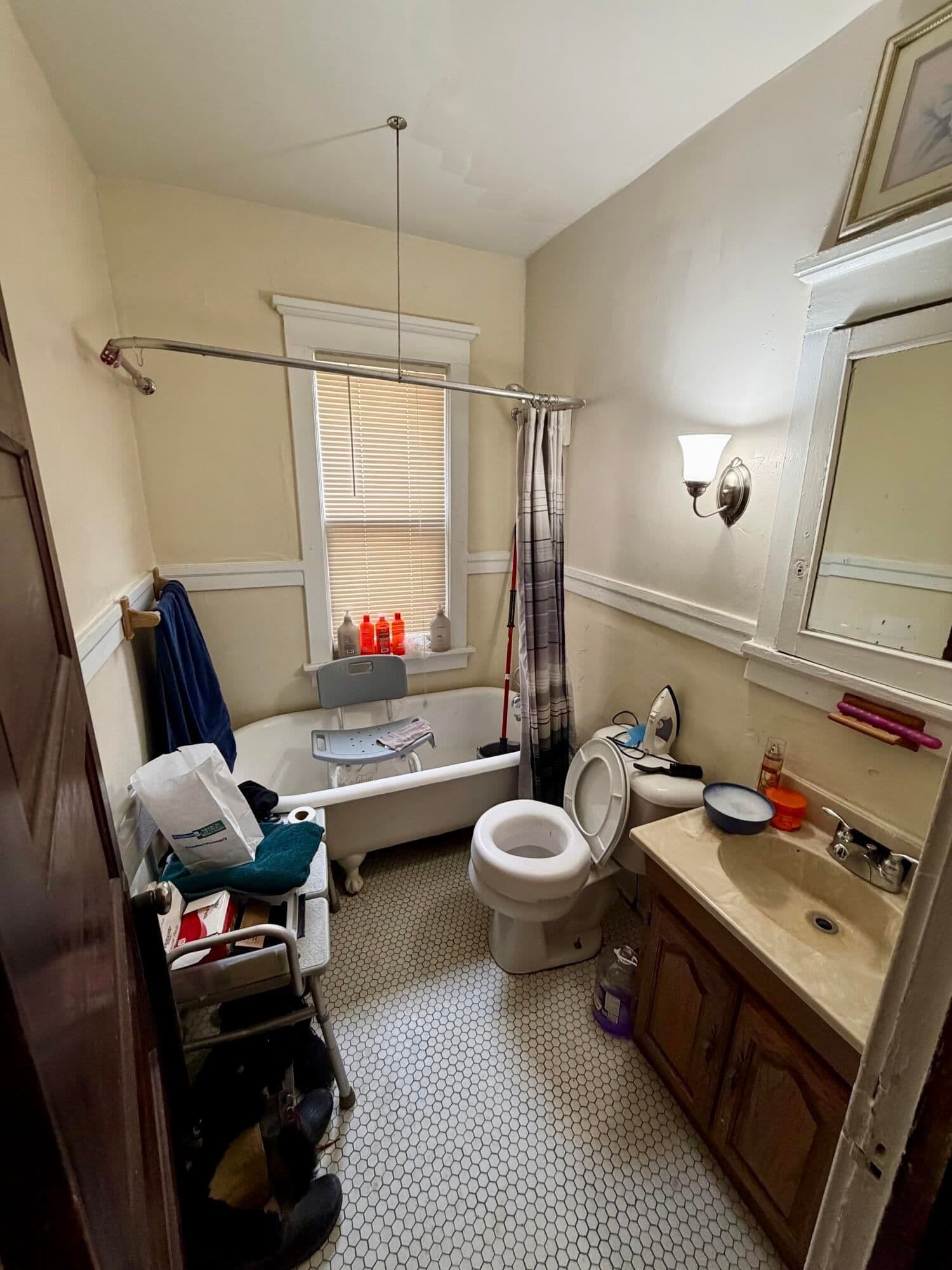 Photo 5 of 2106 42nd
