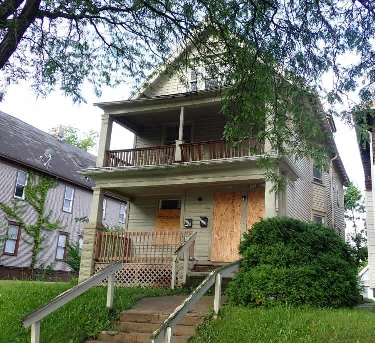 2119 40th, Milwaukee, WI