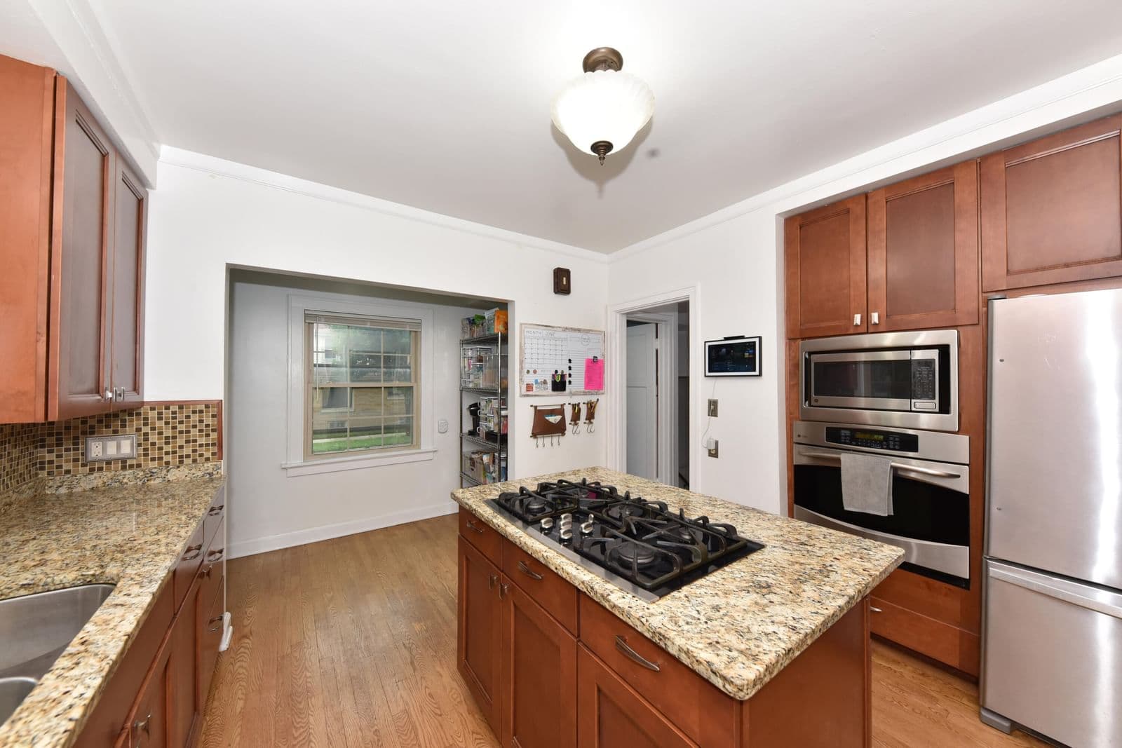 Photo 5 of 3177 52nd