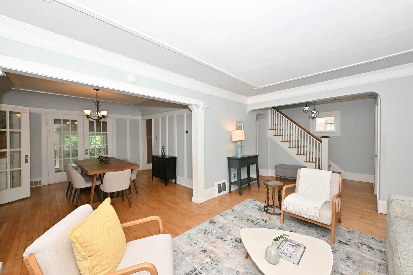 Photo 5 of 1915 53rd
