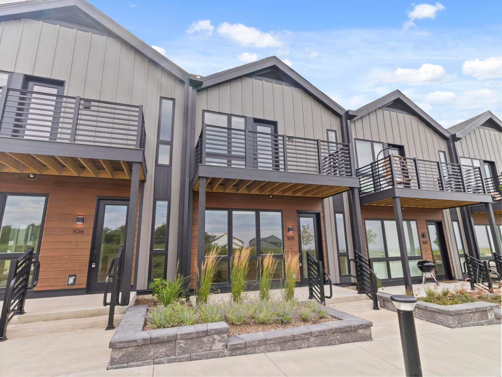 9352 Alder, Oak Creek, WI