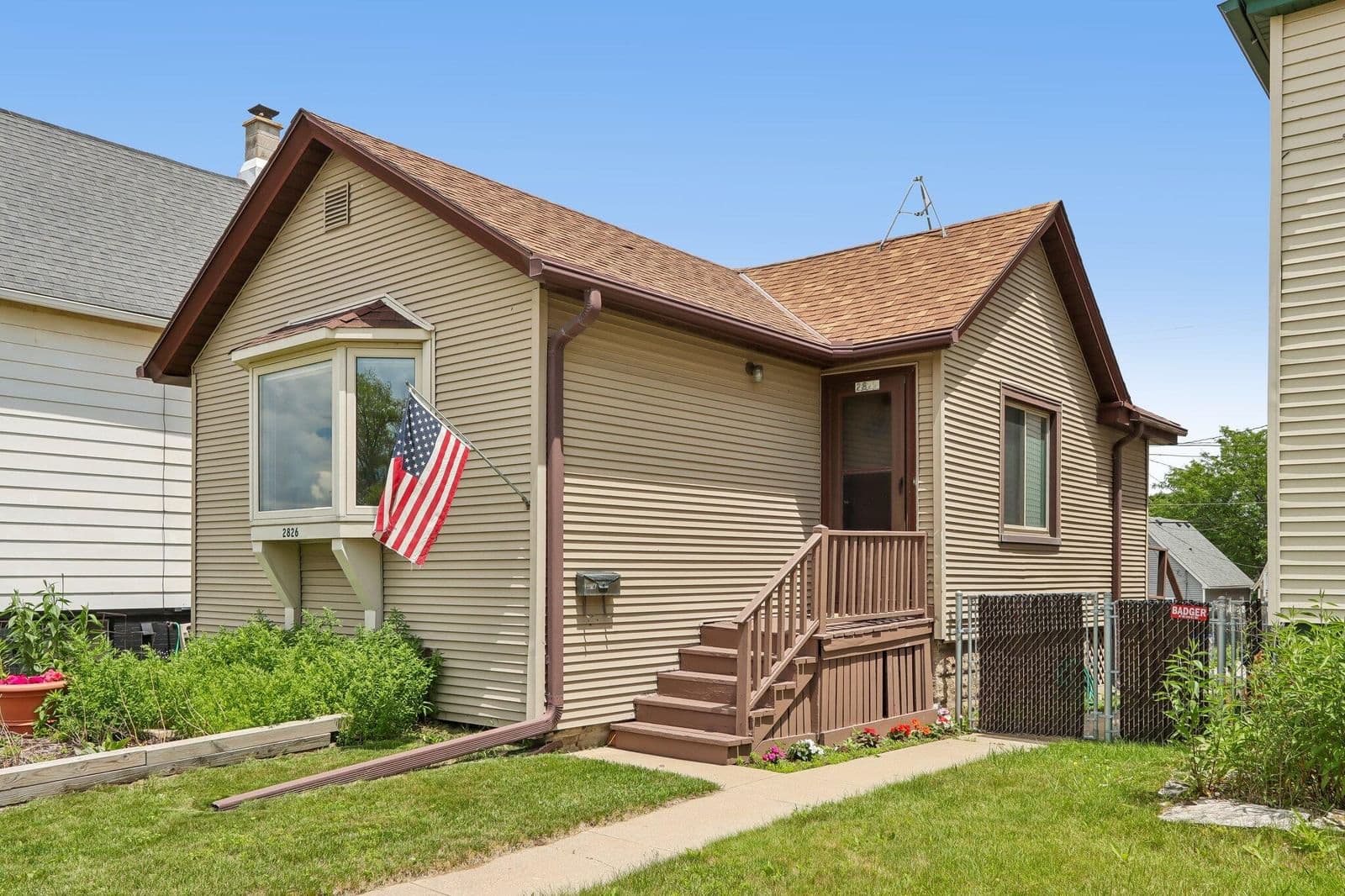 2826 Chase, Milwaukee, WI