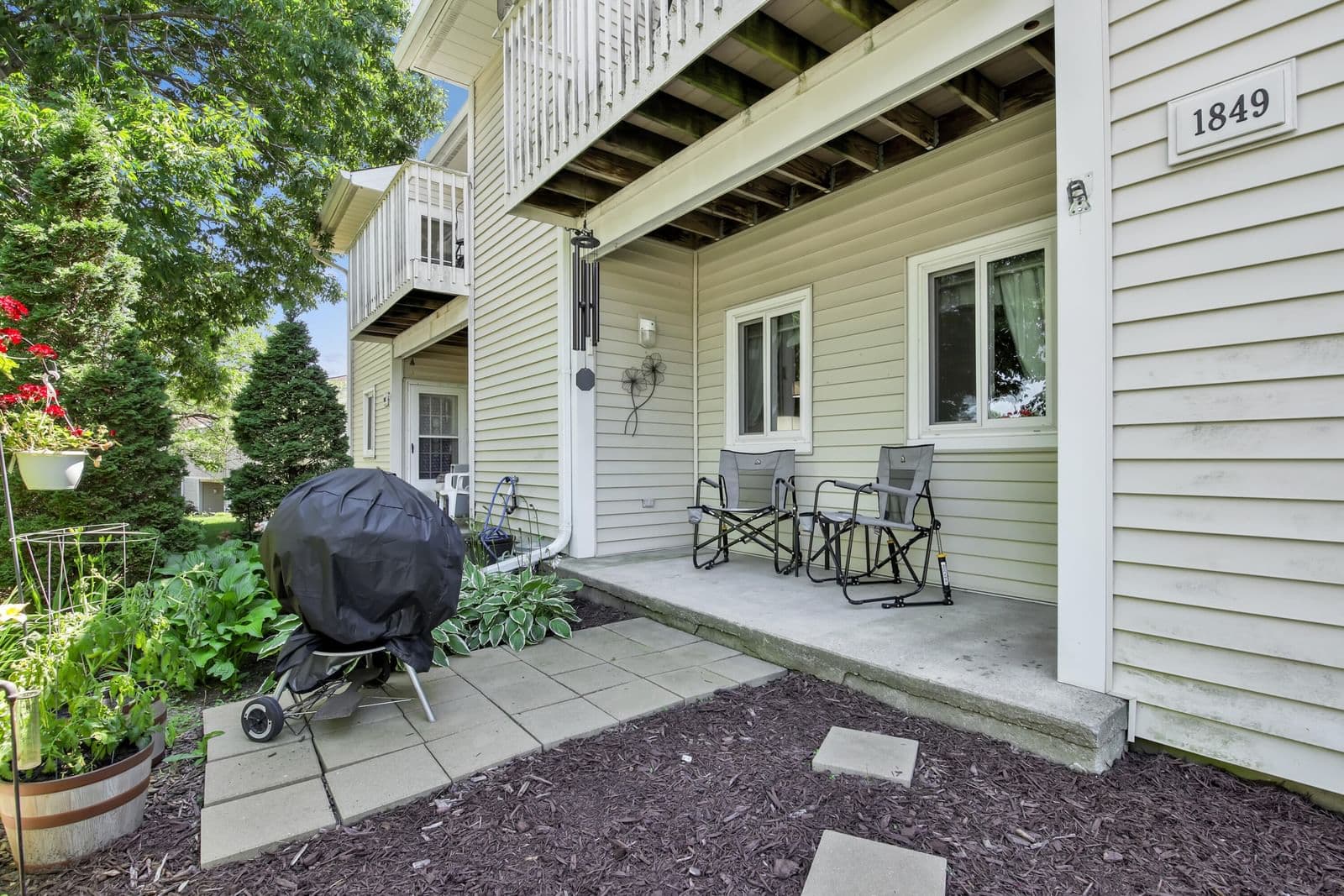 1849 Parknoll, Port Washington, WI