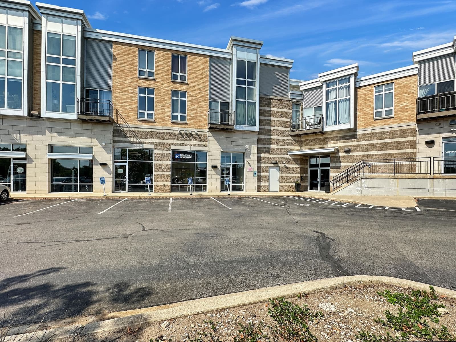 2121 Kinnickinnic, Milwaukee, WI