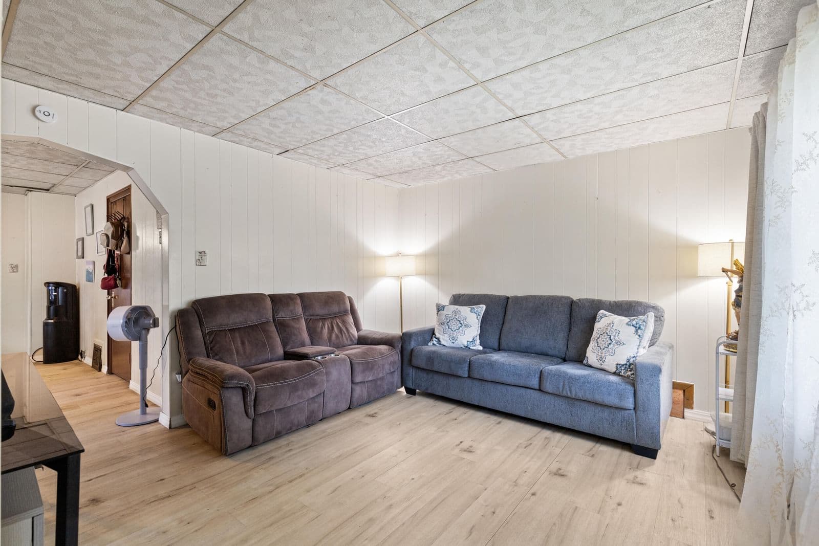 2803 Burnham