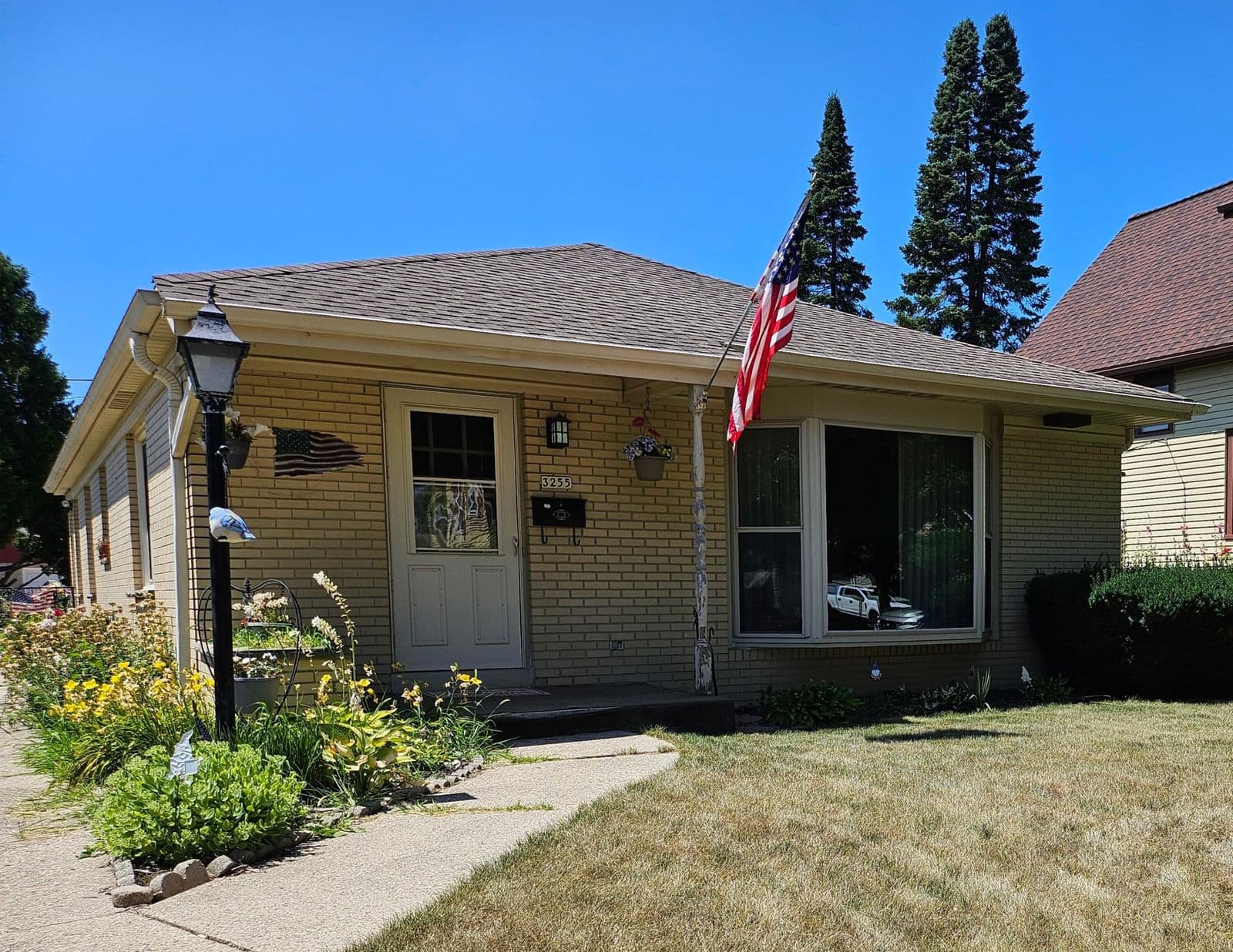 3255 Austin, Milwaukee, WI