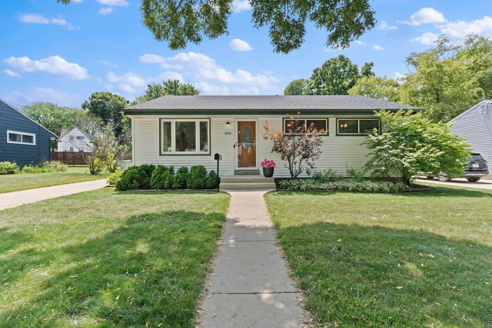 843 Doty, Milwaukee, WI