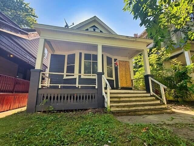 3046 2nd, Milwaukee, WI