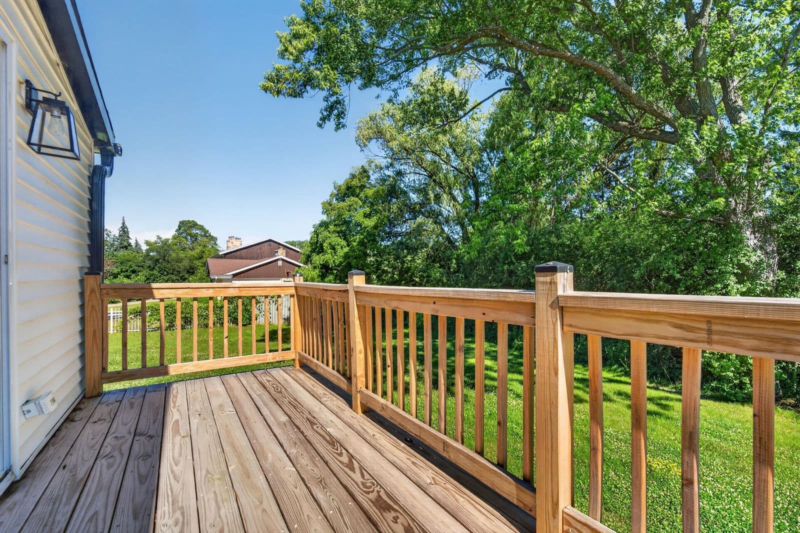 Photo 5 of 1836 Mequon