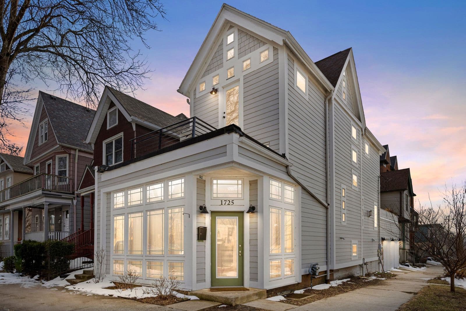 1725 Astor