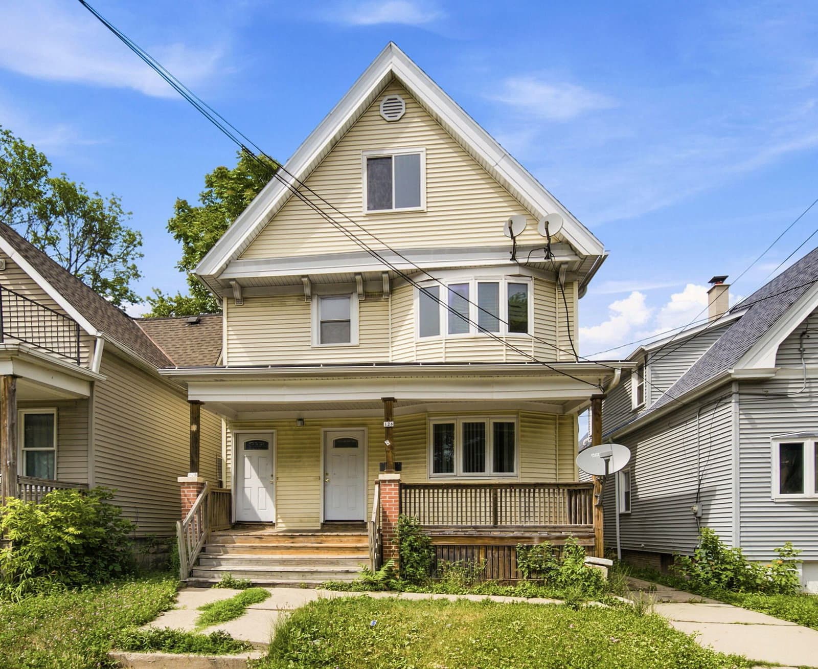 126 Concordia, Milwaukee, WI