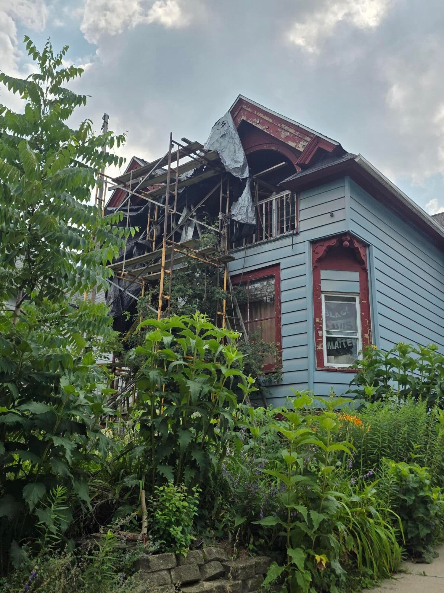 2233 Woodward, Milwaukee, WI