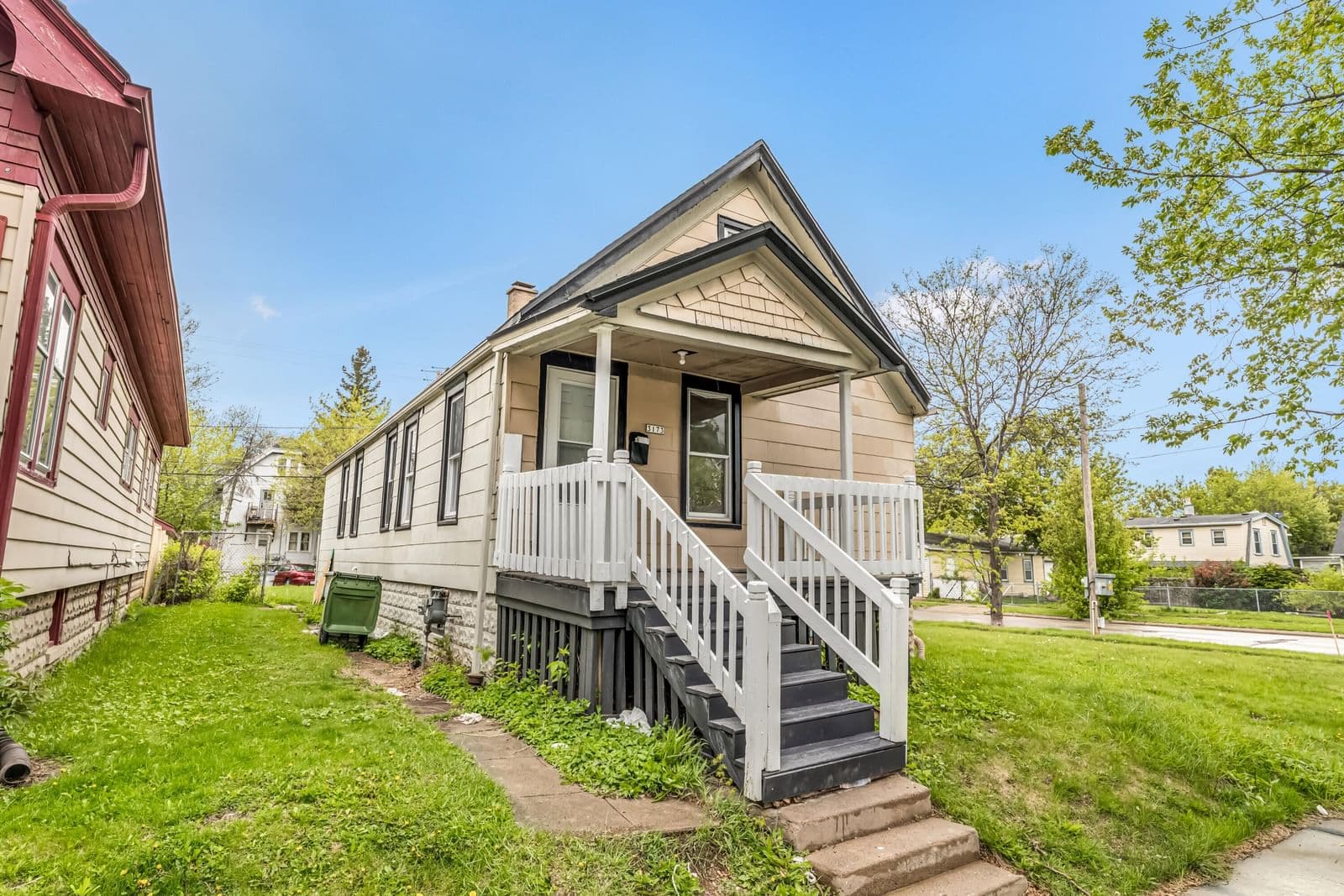 3173 41st, Milwaukee, WI