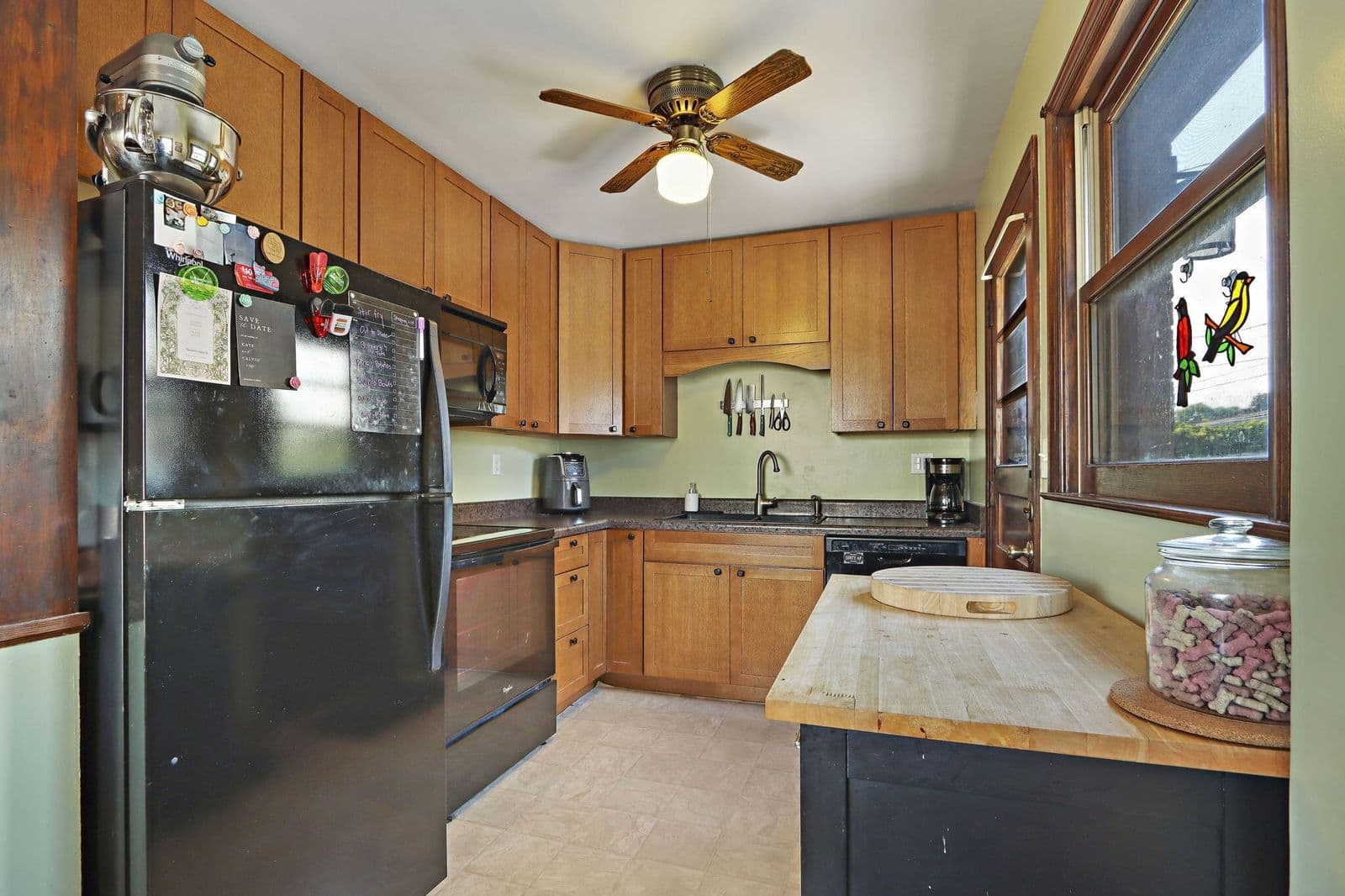 830 Lombard