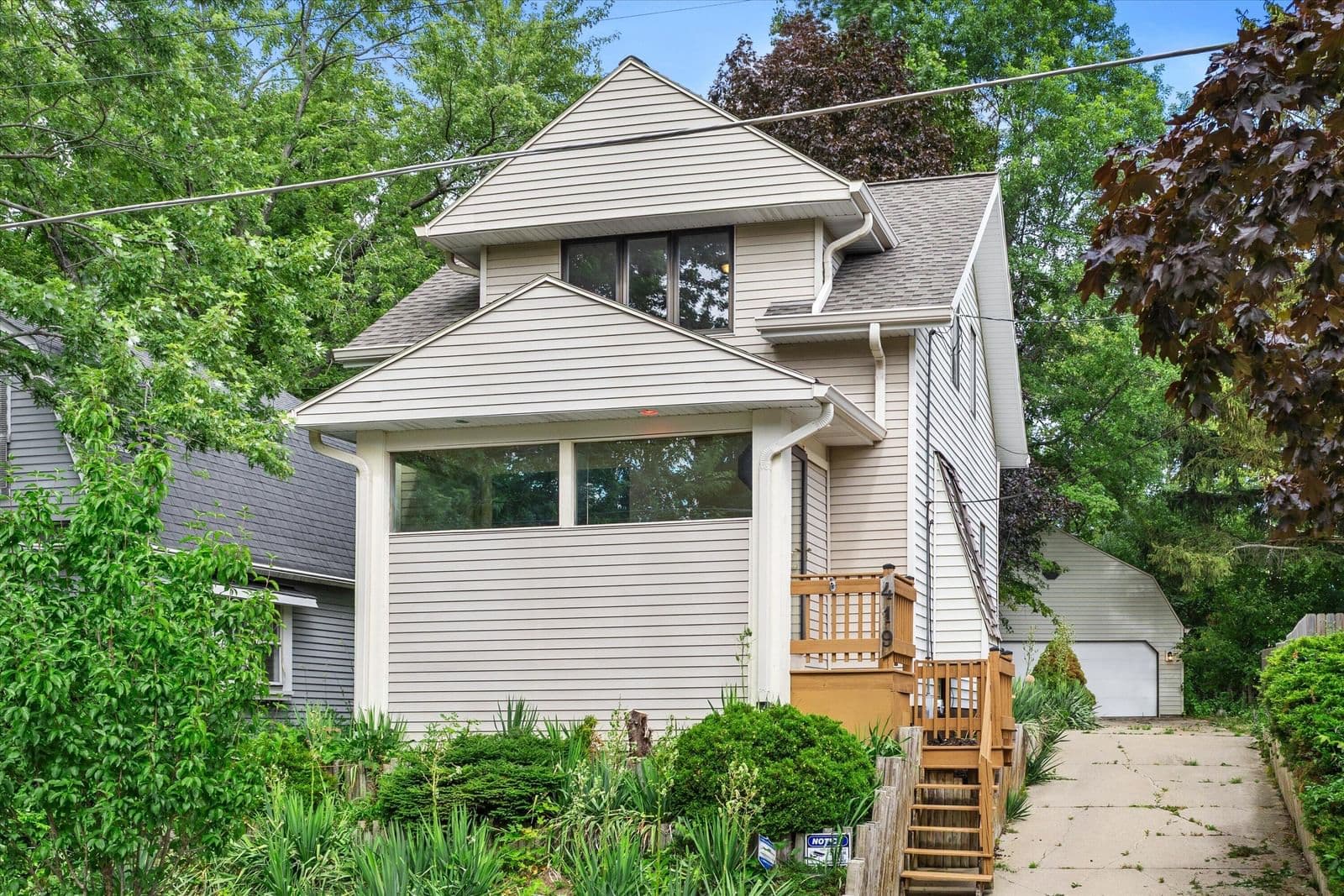 419 Hayes