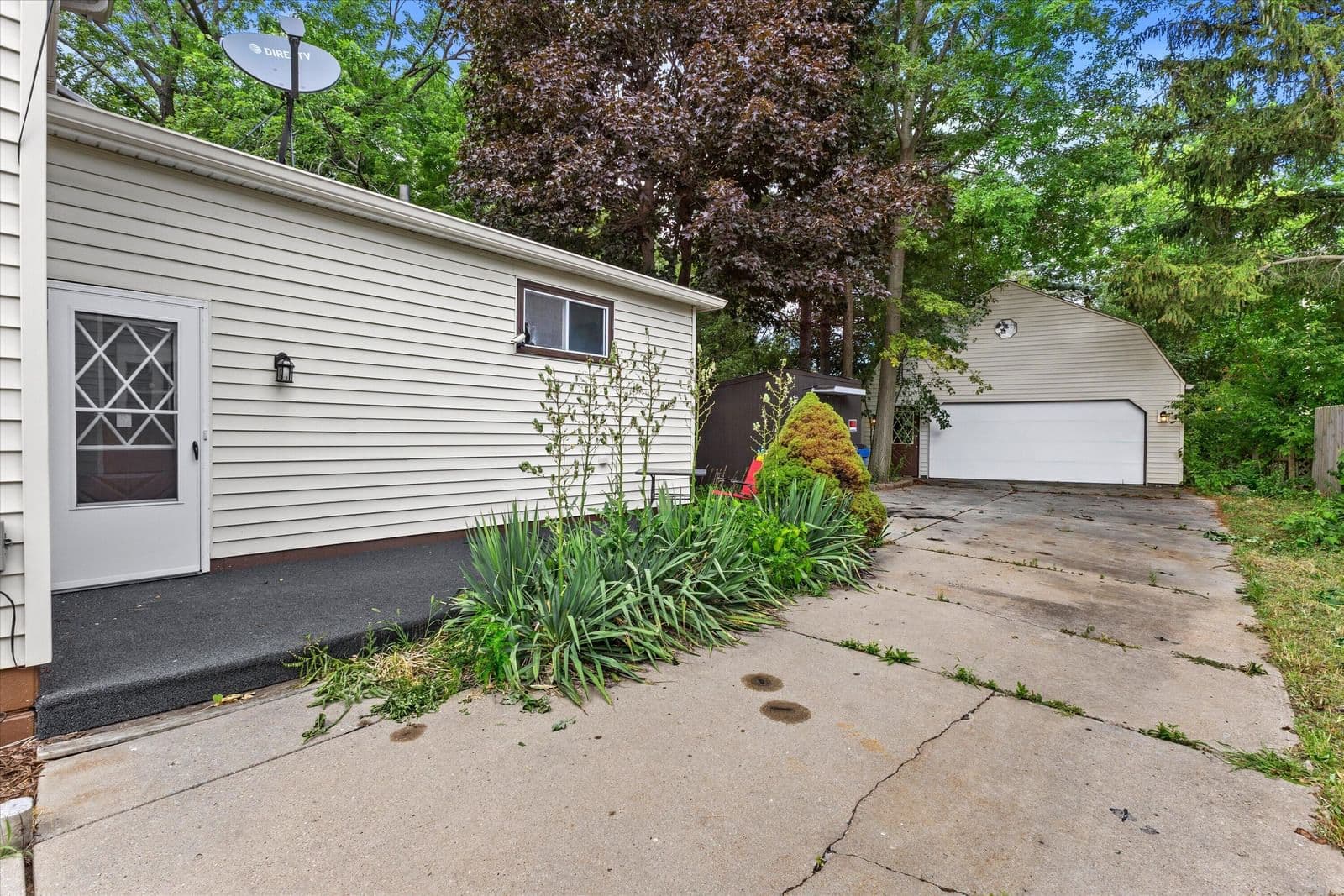 419 Hayes
