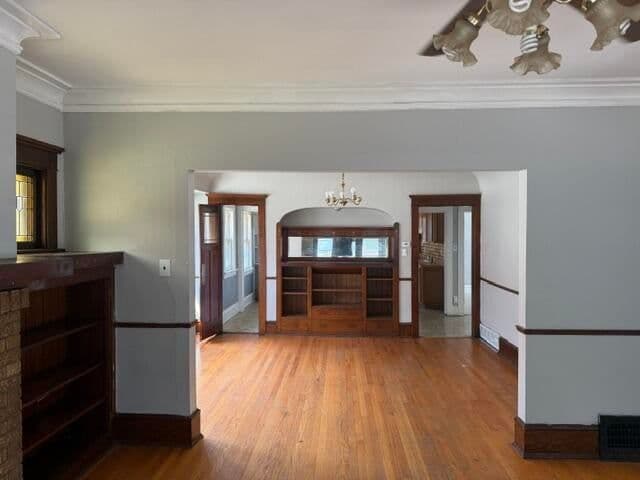 Photo 5 of 2629 49th