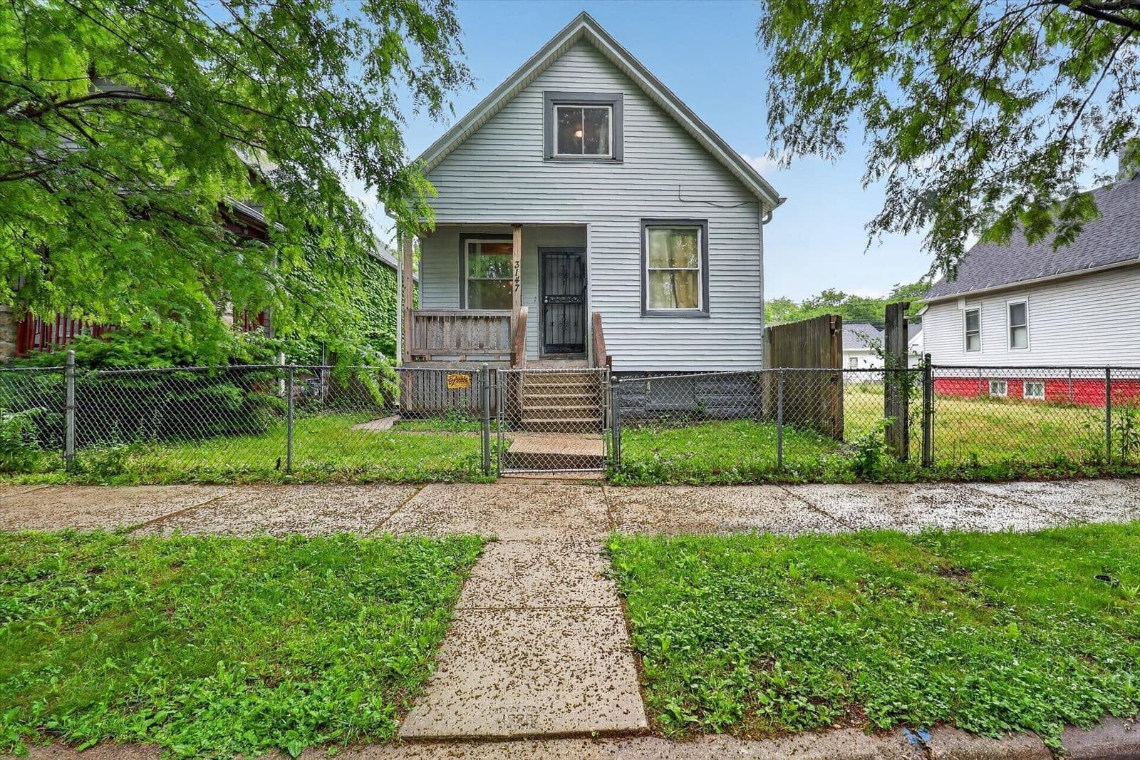3147 39th, Milwaukee, WI