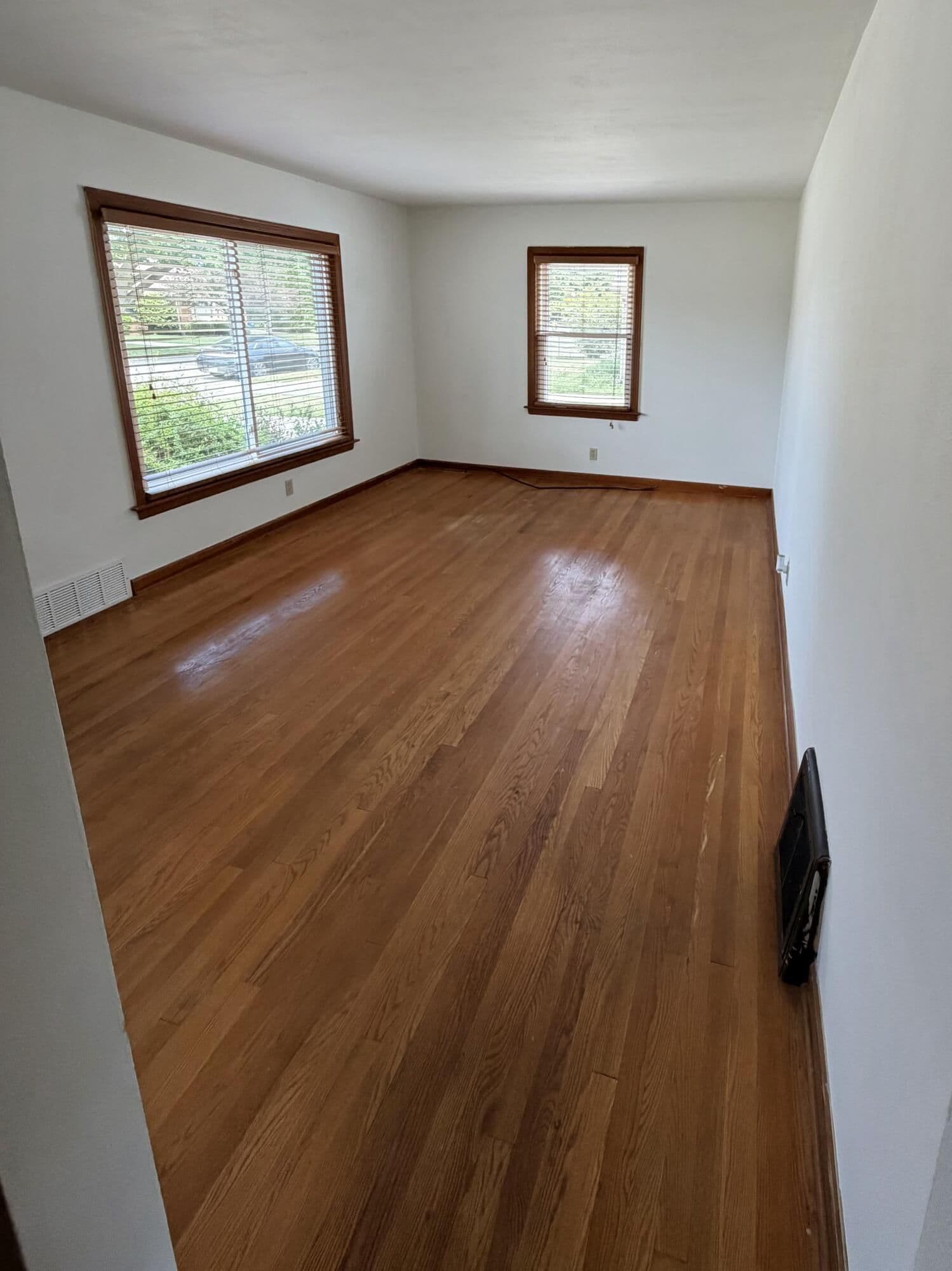 1225 Lombard