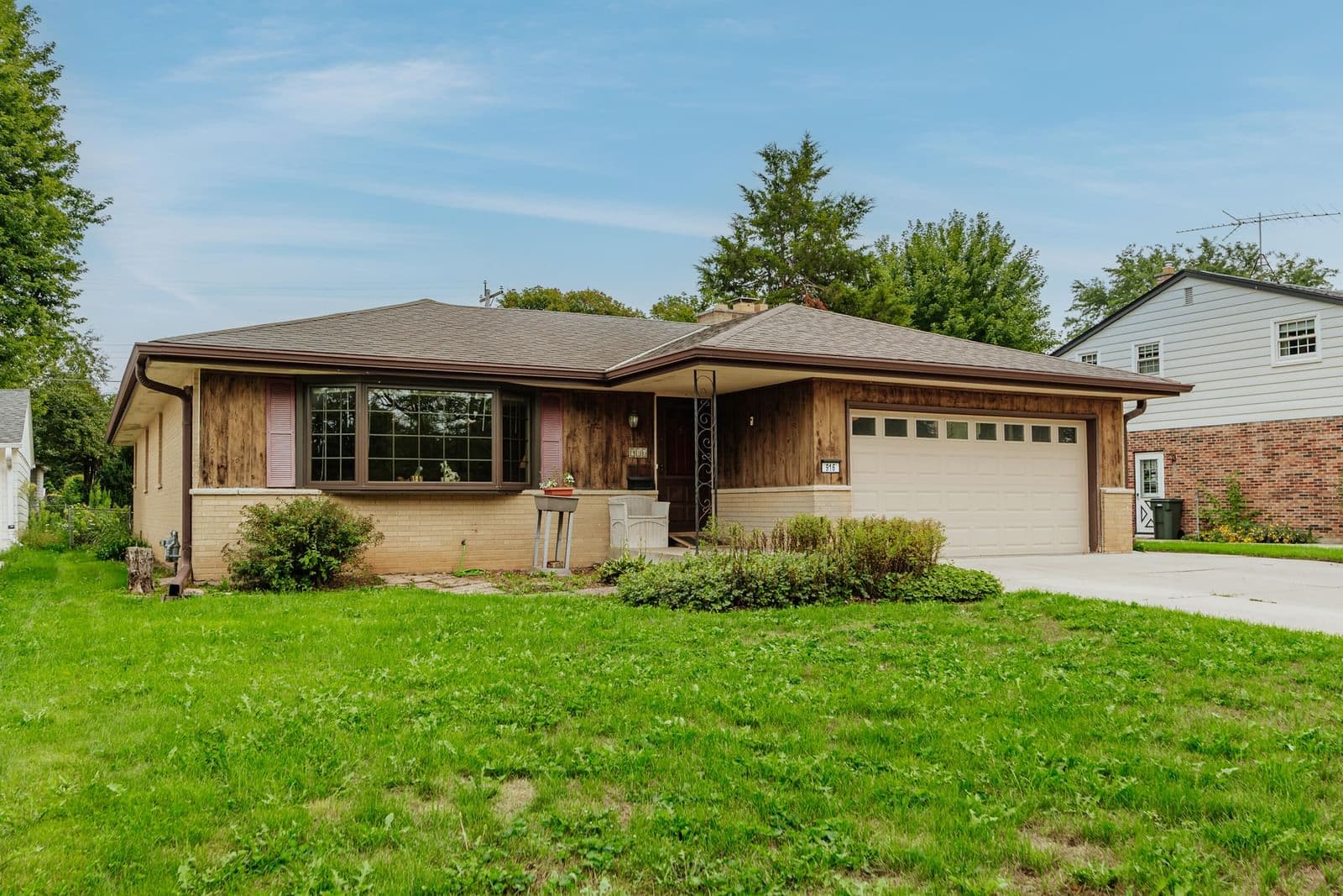 916 120th, West Allis, WI
