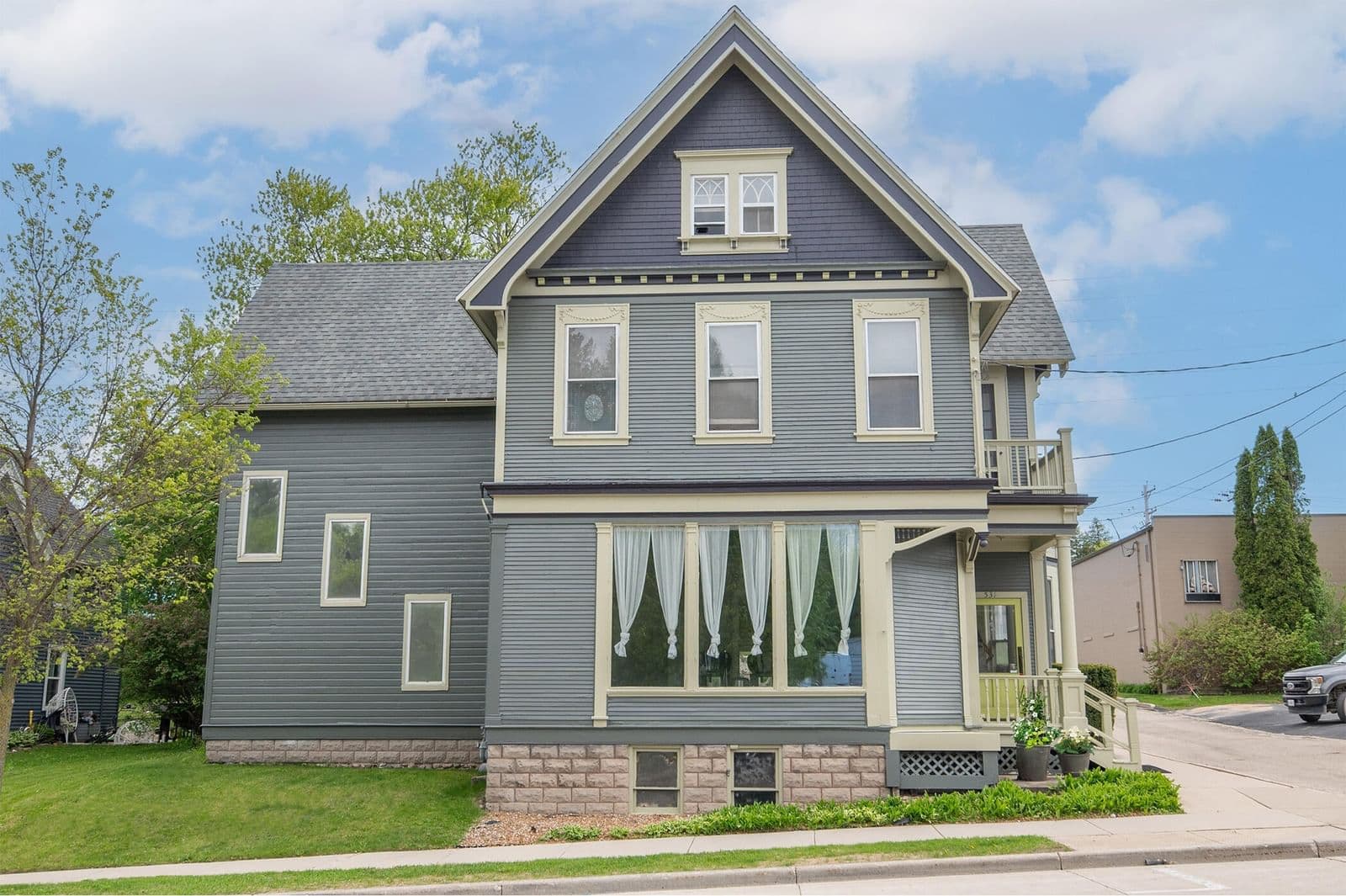 531 Grand, Port Washington, WI
