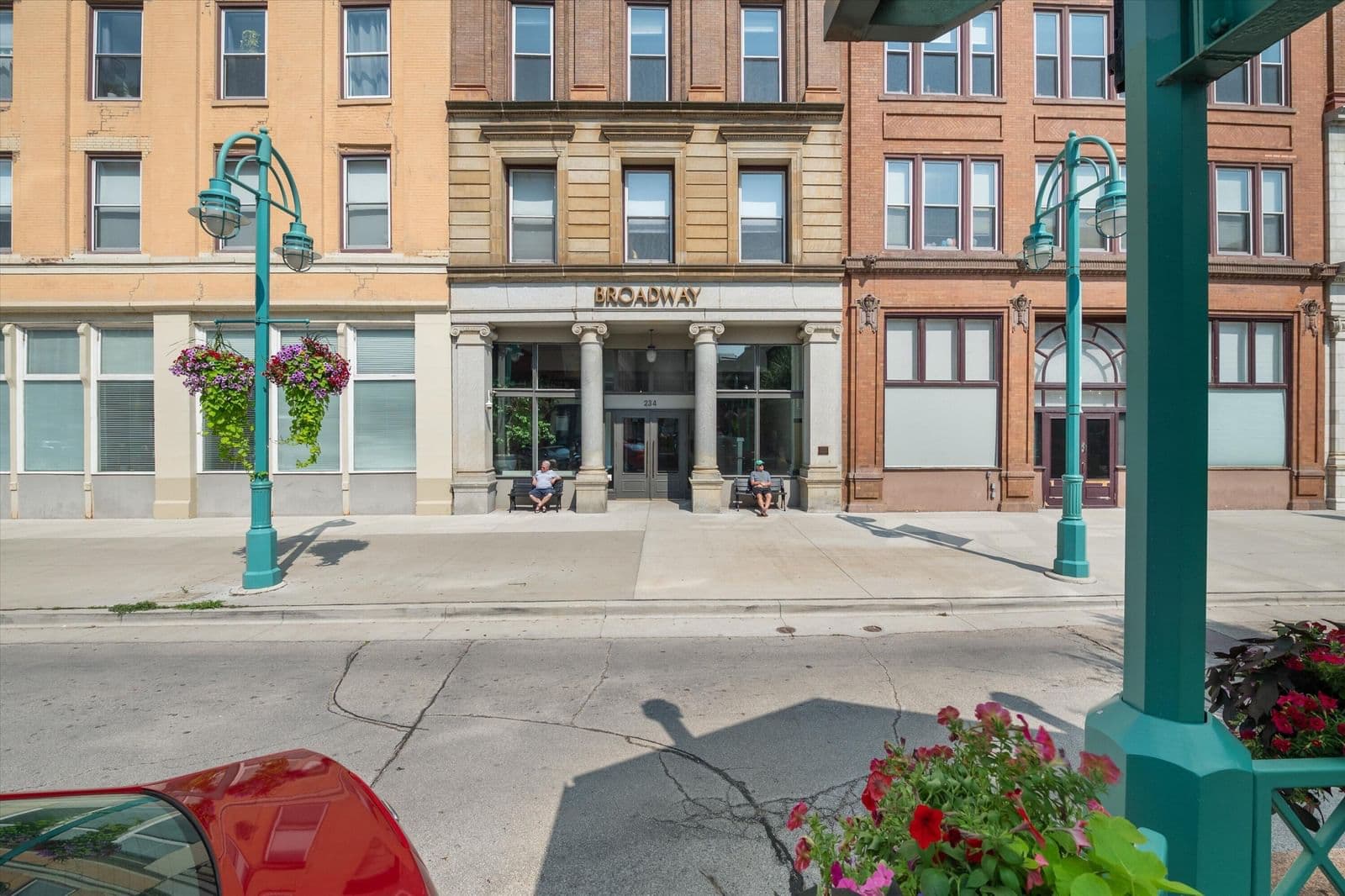 234 Broadway, Milwaukee, WI