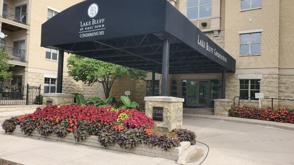 1300 Prospect, Milwaukee, WI
