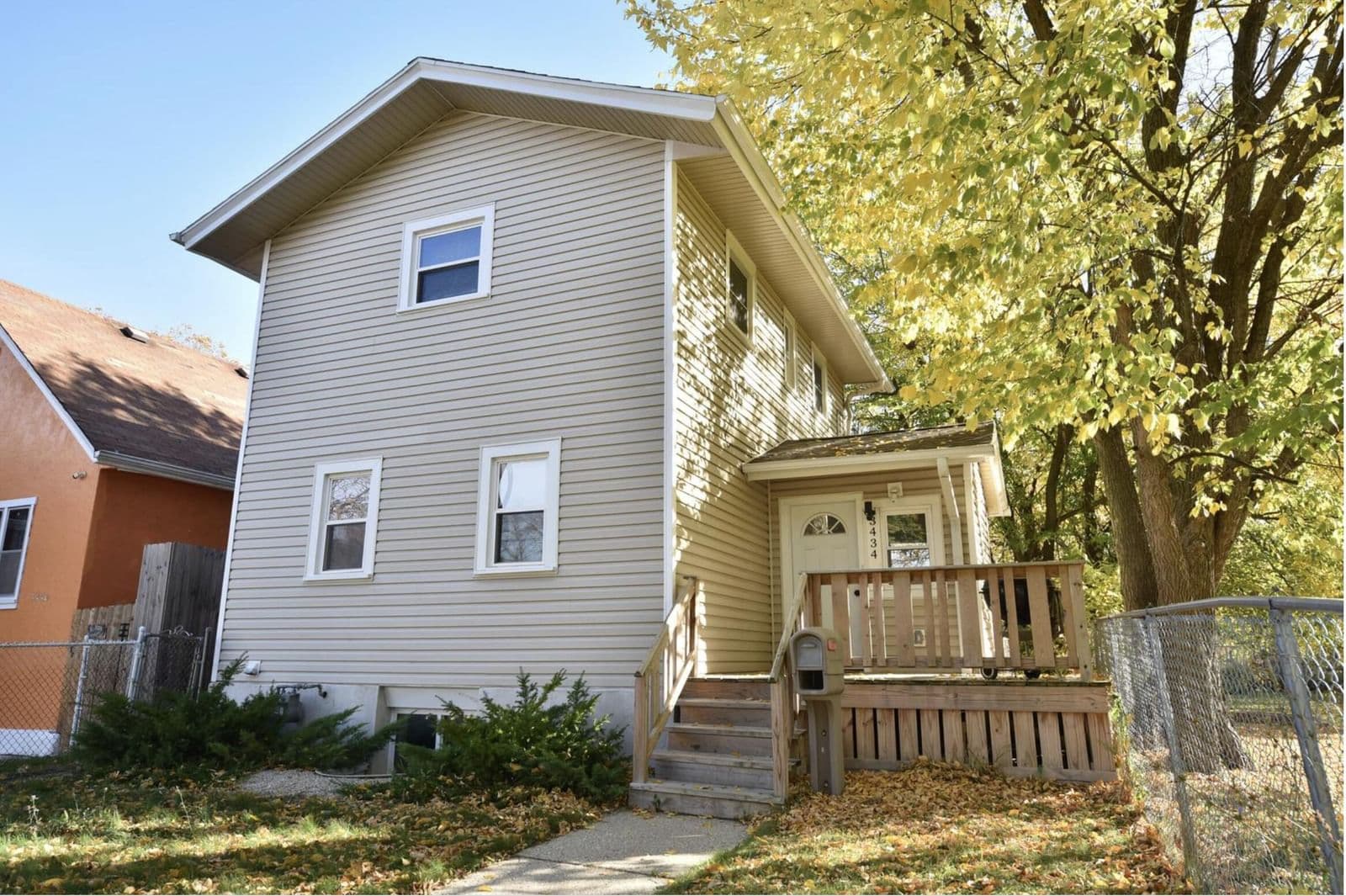 3434 1st, Milwaukee, WI