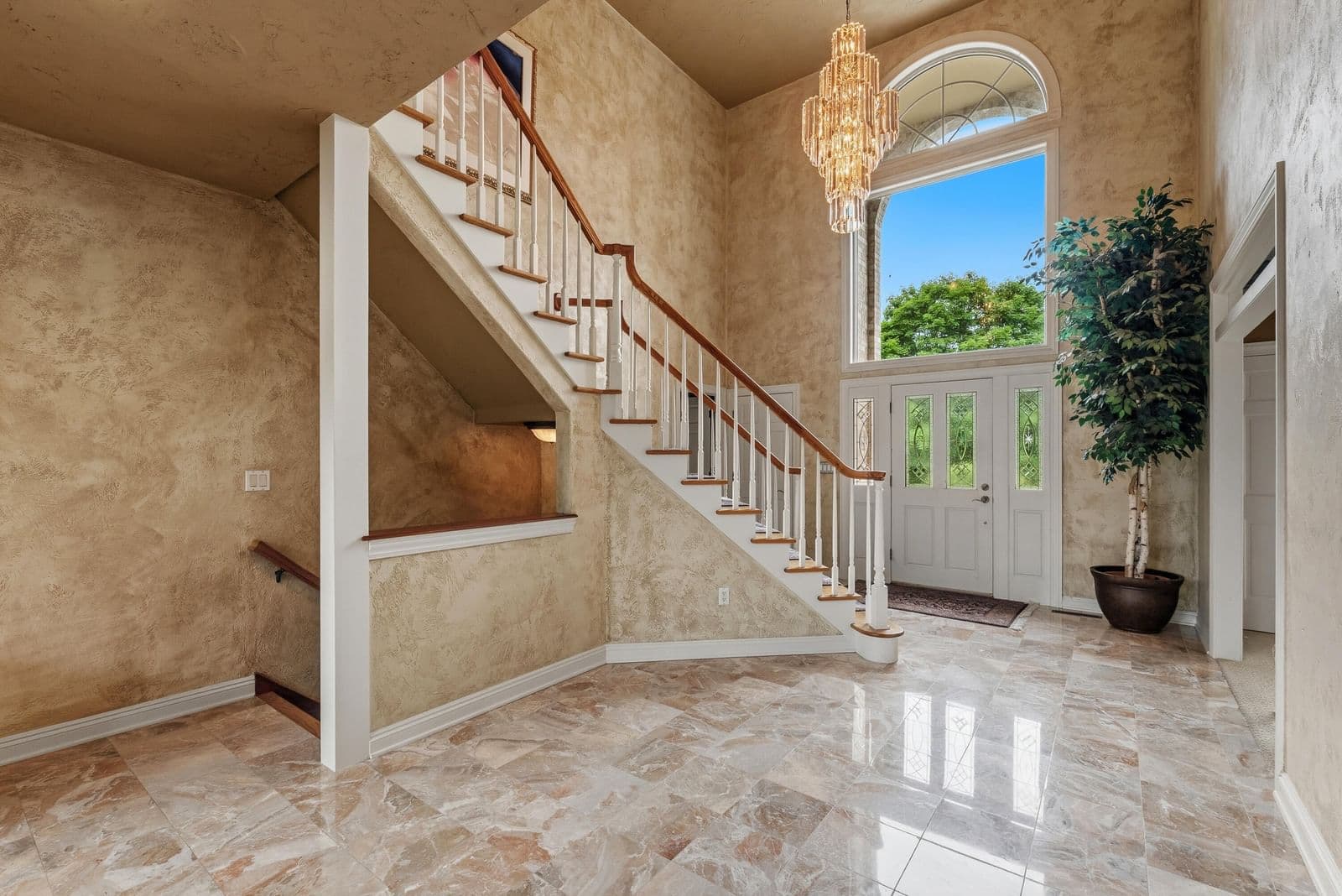 3230 Fordham