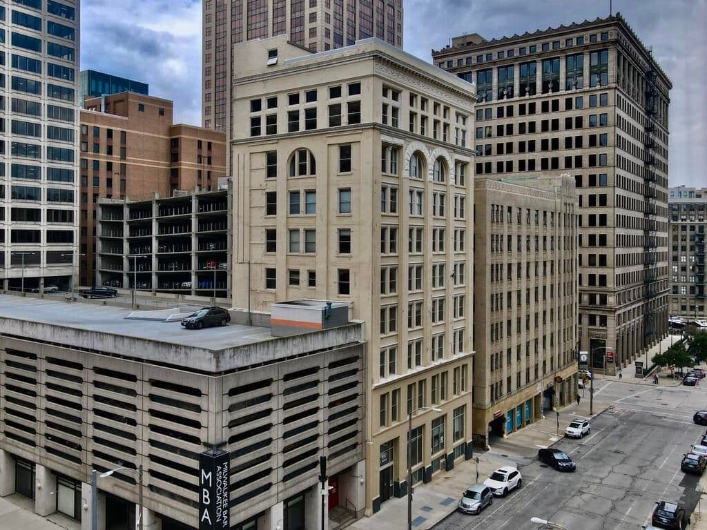 225 Mason, Milwaukee, WI