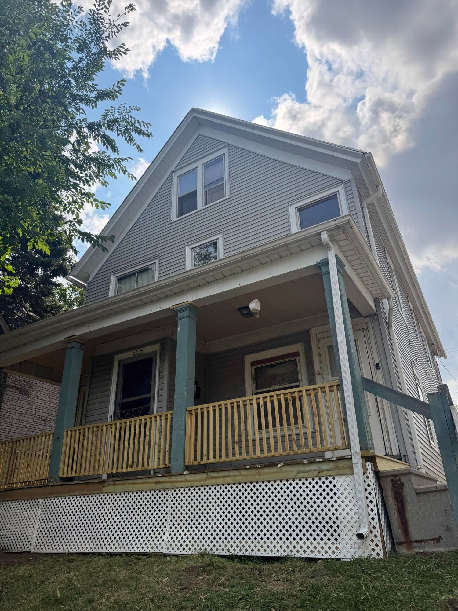 2507 Buffum, Milwaukee, WI