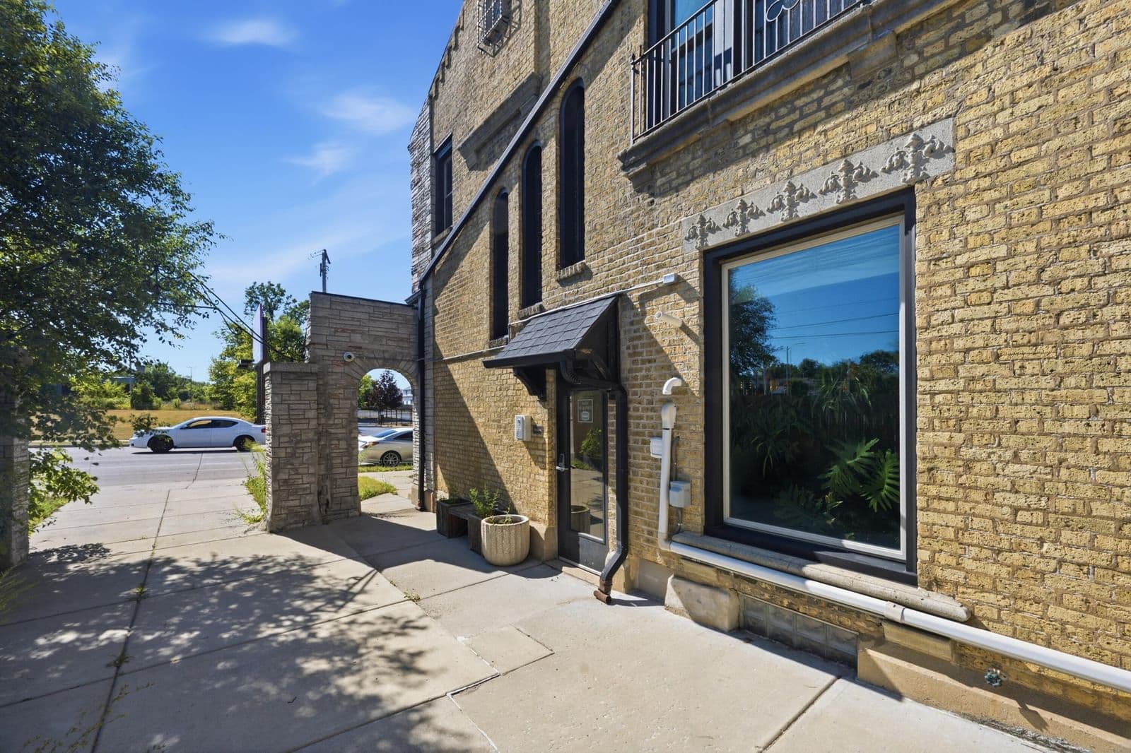 3514 Port Washington