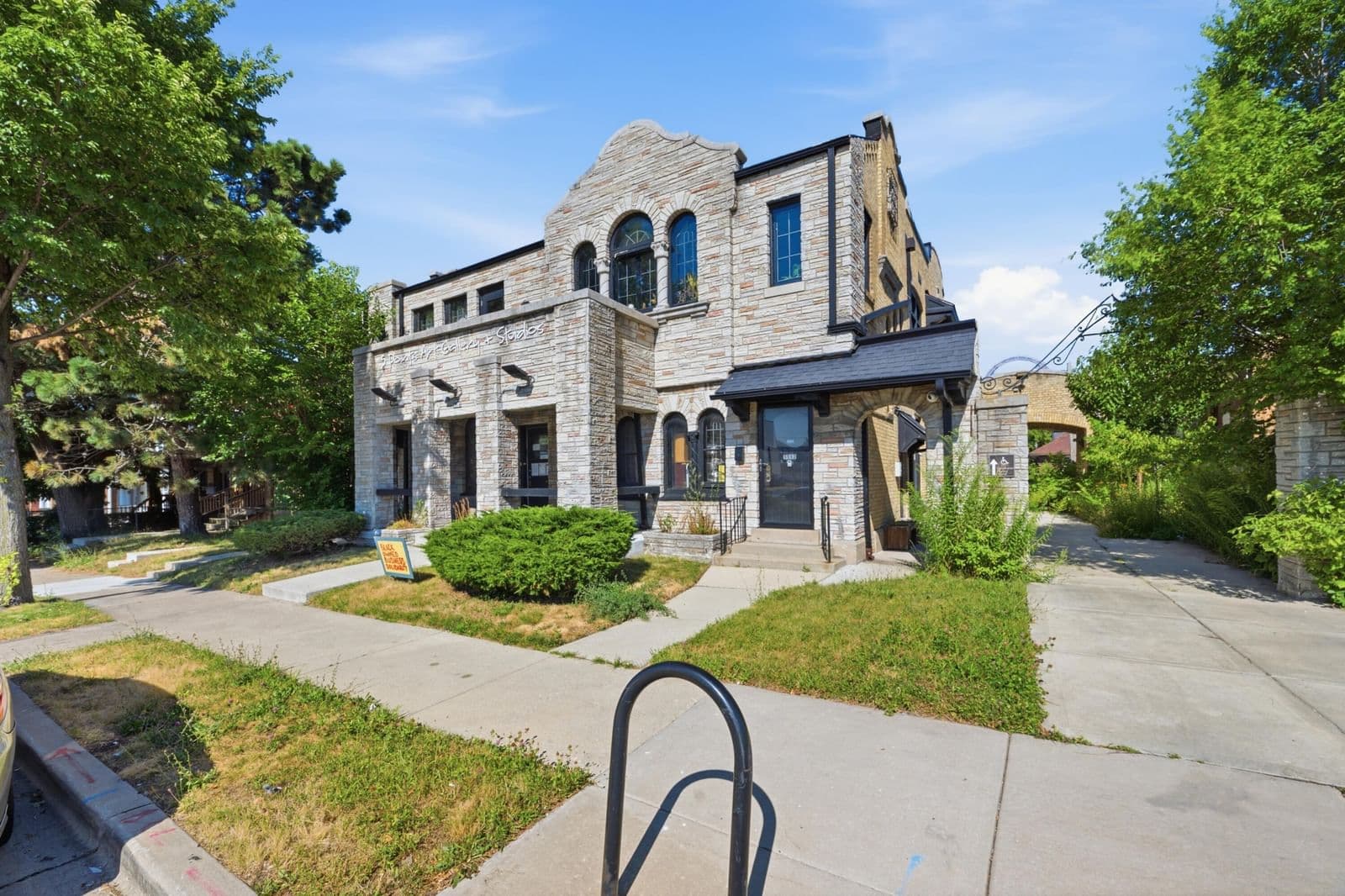 3514 Port Washington
