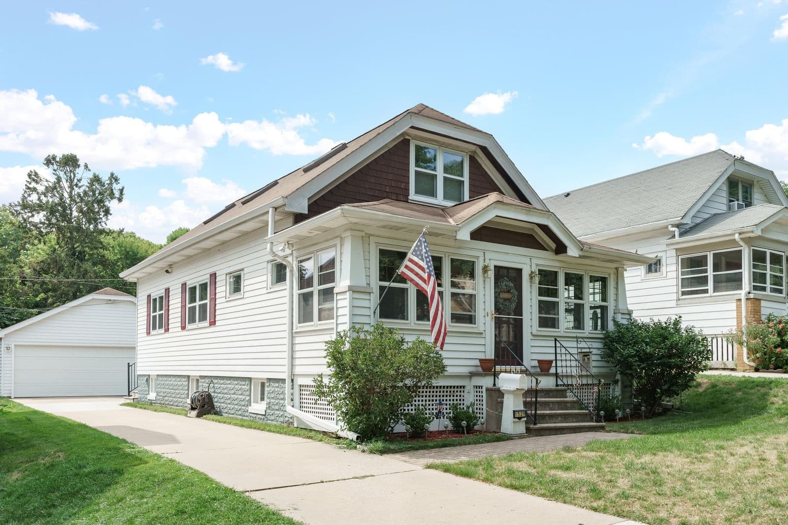 1329 70th, Wauwatosa, WI