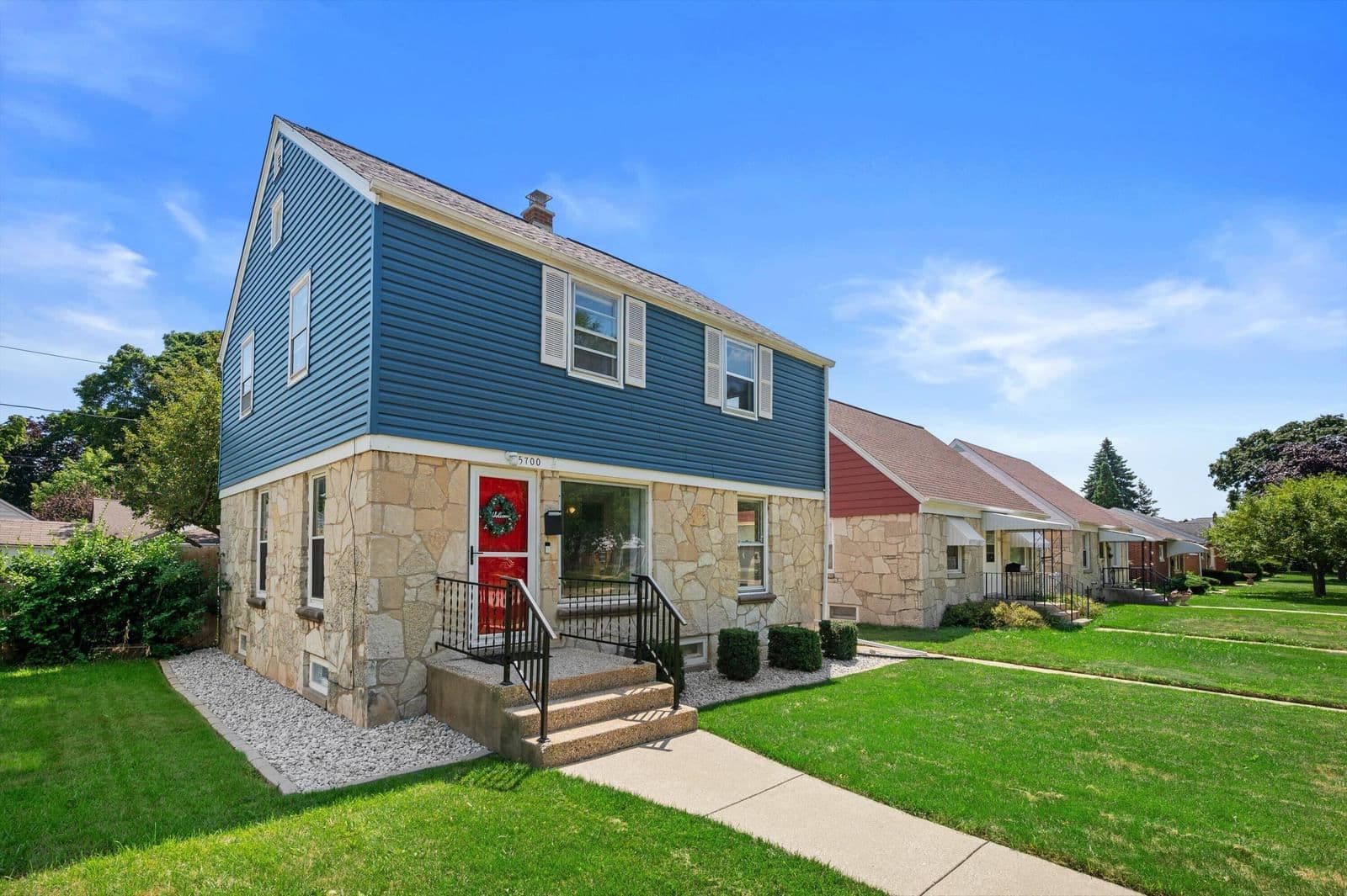 5700 Sidney, Glendale, WI