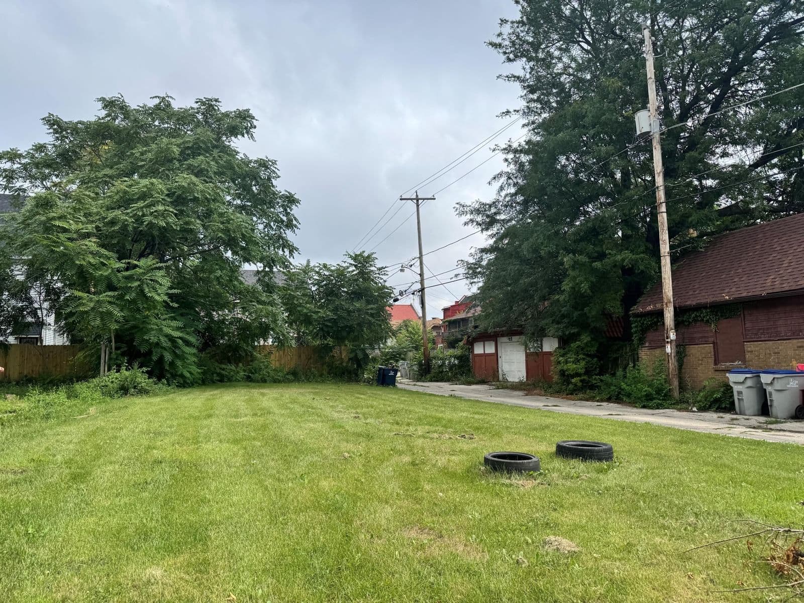 4320 Garfield, Milwaukee, WI