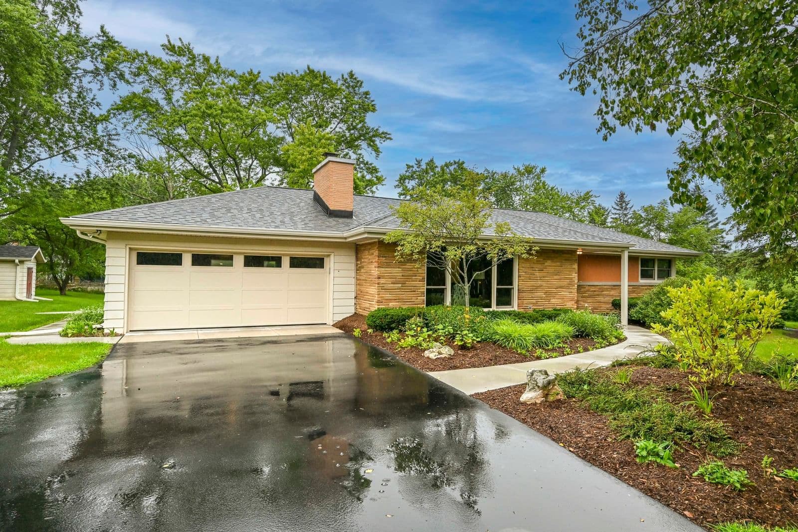 4615 Sunnydale