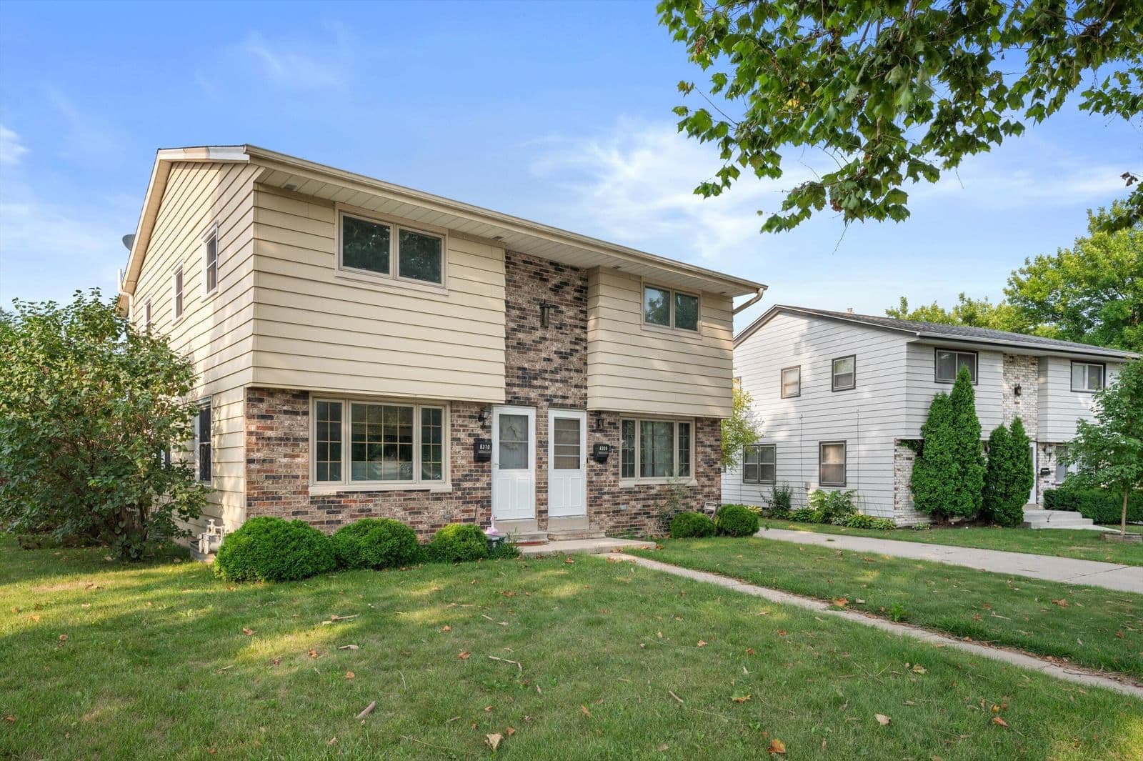 8308 Crawford