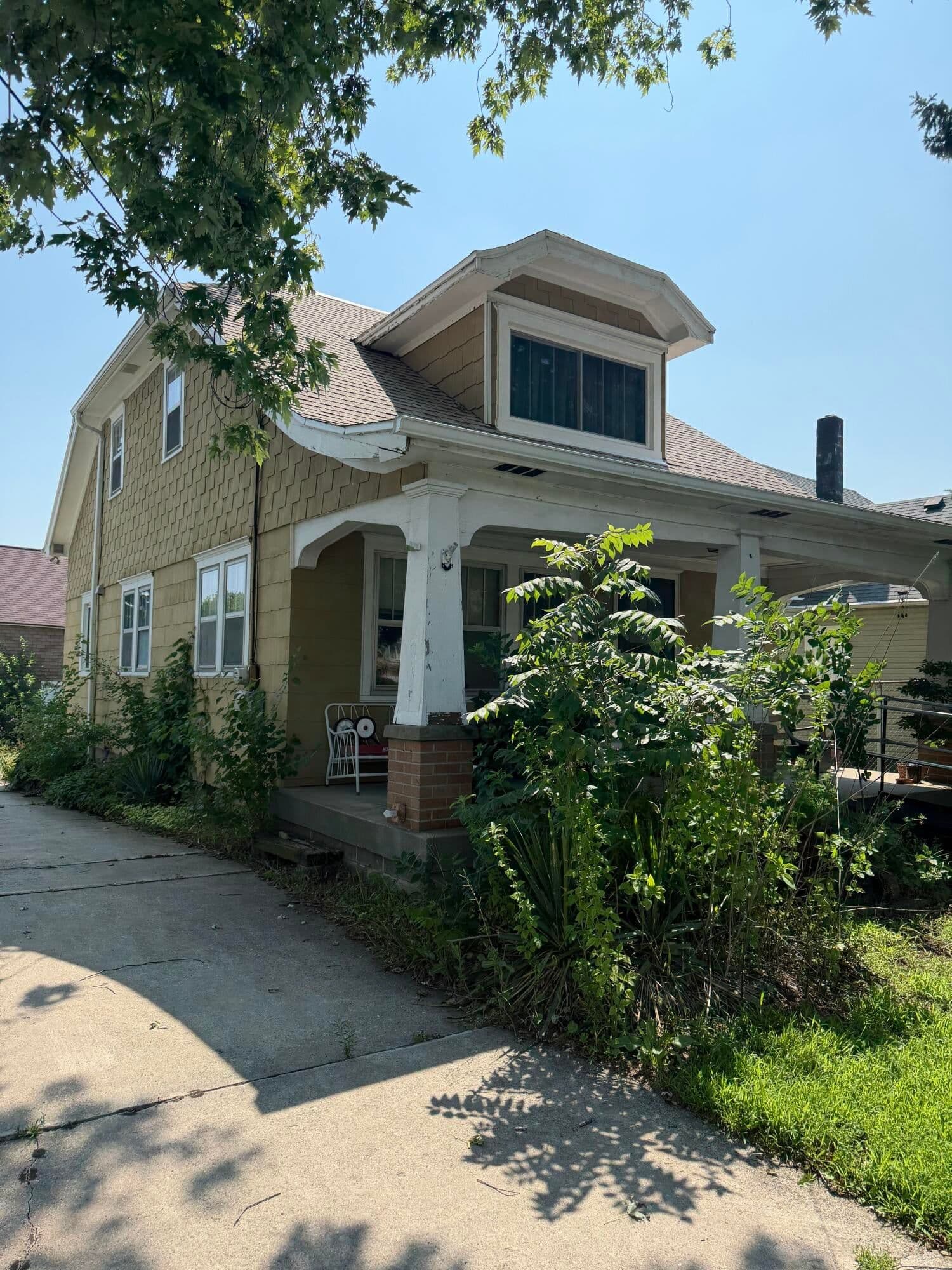 3563 Douglas, Racine, WI