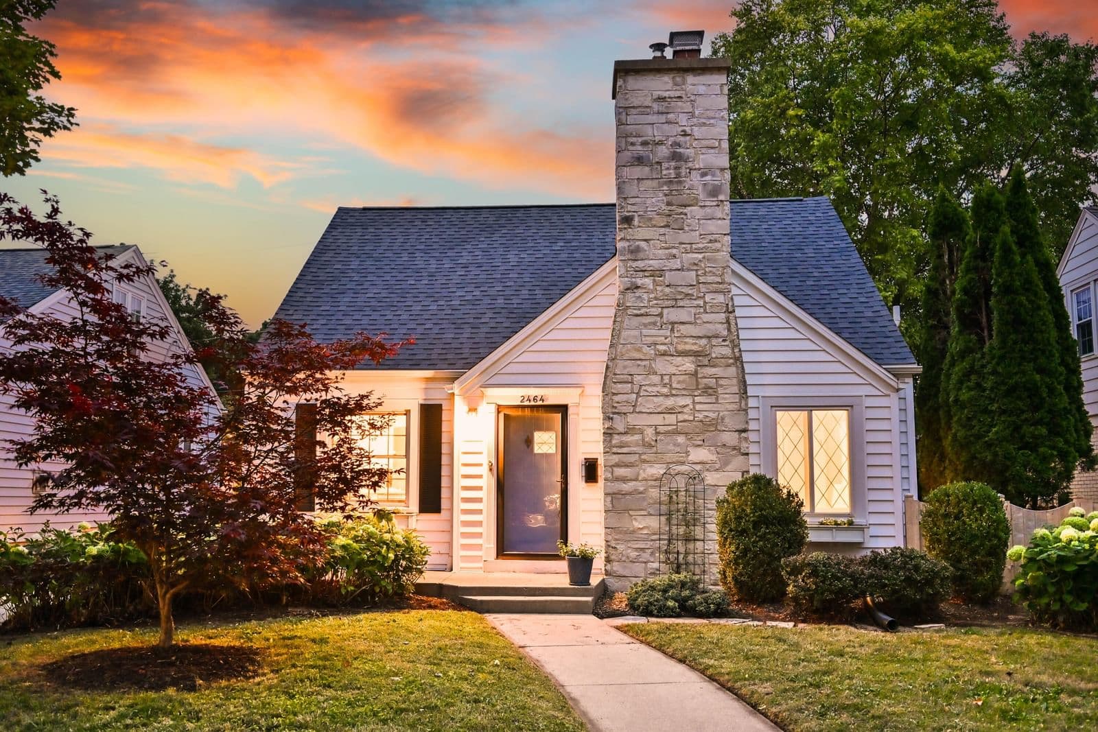 2464 82nd, Wauwatosa, WI