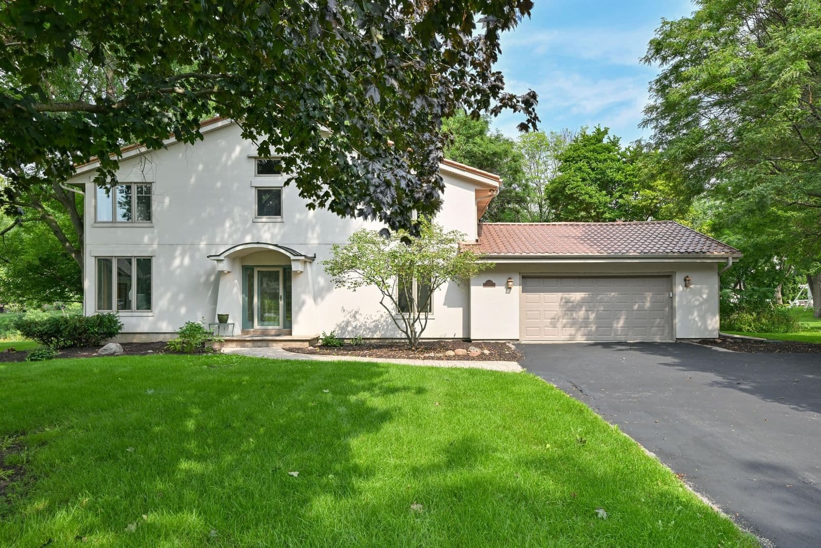 15270 Red Fox, Elm Grove, WI